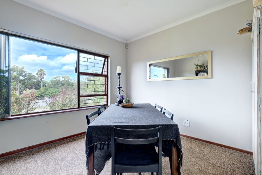 4 Bedroom Property for Sale in Kabega Park Eastern Cape